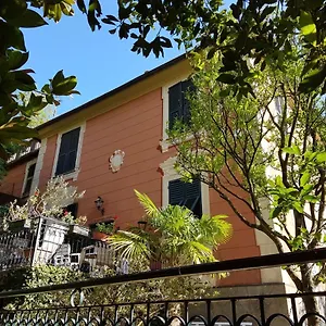 Casa Del Priore Bed & Breakfast Sestri Levante